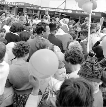 Image: Hazelwoods Father Christmas 1967; arrival. [P1-1931-4321]