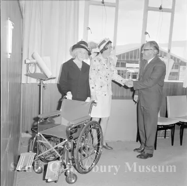 Image: WDFF - Presentation of Wheelchair and Groups