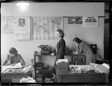 Image: Office and workers, during World War II