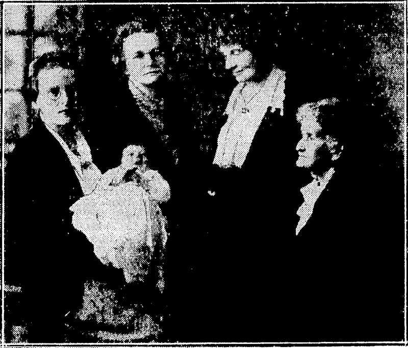 Gertiud Gardner Photo. FIVE GENERATIONS.AT MASTERTON.—From right, Mrs. Elizabeth Lloyd, her daughter (Mrs. W. S. W. McGowan), her granddaughter (Mrs. ]. B. Clark), her-great granddaughter (Mrs. E. B. Willis), and the infant, her great great grandchild—five generations, all born in Neiv Zealand. Mrs. Lloyd's parents were married at '■ Wellington. (Evening Post, 24 June 1935)