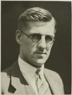 Ritchie Gibson Simmers, meteorologist with the B.A.N.Z. Expedition, ca. 1929 / Frank Hurley