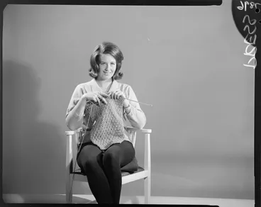 Image: J Inglis Wright Women knitting