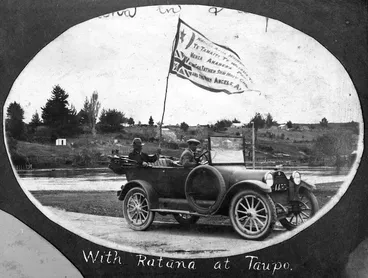 Image: Tahupotiki Wiremu Ratana publicising the Ratana Movement in Taupo