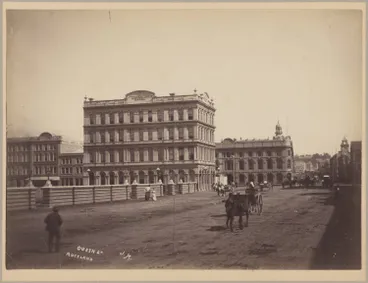 Image: Queen Street, Auckland Central