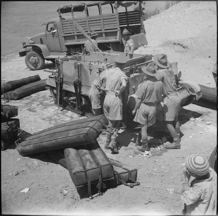 NZ Engineers experiment with amphibious bren carrier on the Nile at Maadi, Egypt - Photograph taken by George Bull