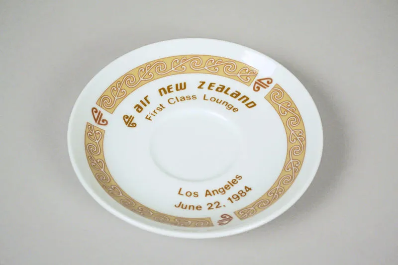 Saucer Commemorative Air New Zealand First Class Lounge, Los Angeles 1984