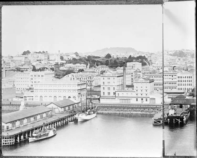 Auckland waterfront from Queen Street Wharf, 1906