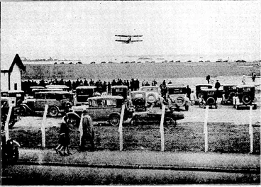 Image: j . ;. t I..,''.'''. ' ...... • – . ■ KvtUlUJi PU3I : I'UULu AERO CLUB COMPETiTIONS.-^Keerc interest was shown in the competitions arranged on Saturday afternoon by the Wellington Aero – Clubat-Rongotai Aerodrome.; There was a good attendance of spectators in the aerodrome, but many more people witnessed the events ; '■ . . . : from nearby points of vantage: ■ ' (Evening Post, 15 June 1931)