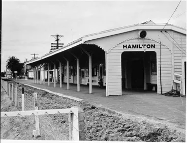 Image: Hamilton Railway Station