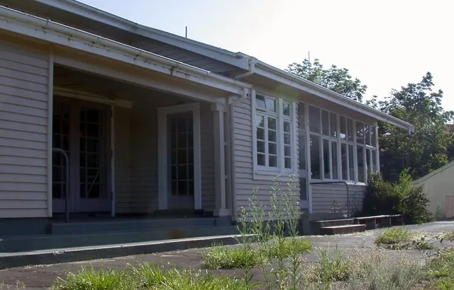 Hauraki Plains: disused Mangatarata School (2)