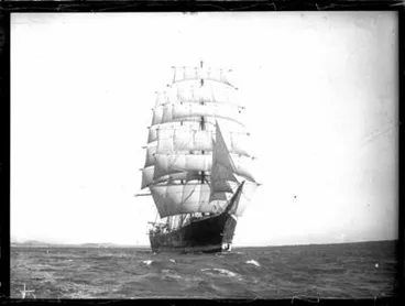 Image: ["Huia" Schooner]