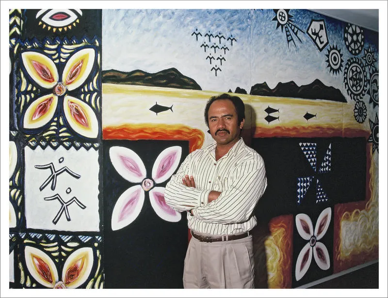 Fatu Feu'u at Aotea Centre after mural erected, c. 1990