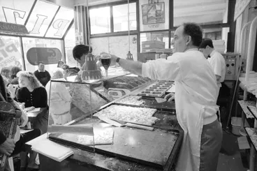 Image: Joe Di Maio's Gelato Arlecchino and Pizzeria in Garden Place