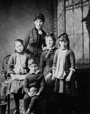 Image: Family of John Sinclair of Wainuiomata