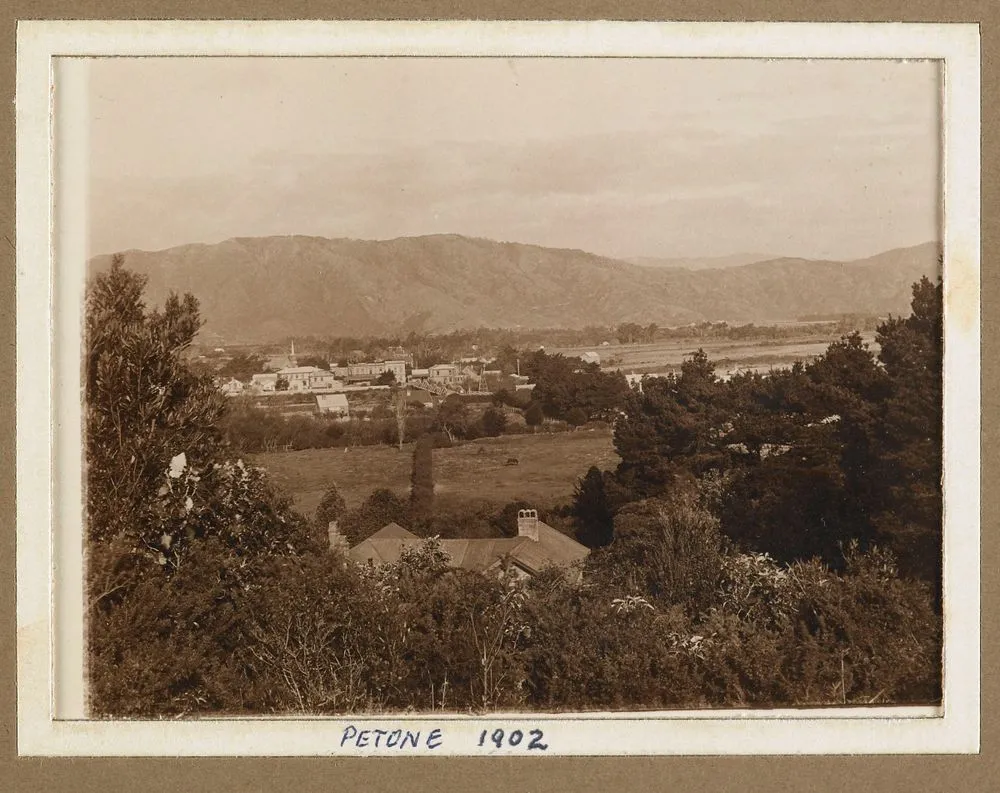 Petone 1902
