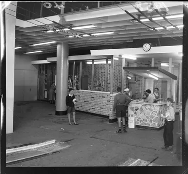 Image: Ticket area at the Kelburn Cable Car lane, Lambton Quay, Wellington