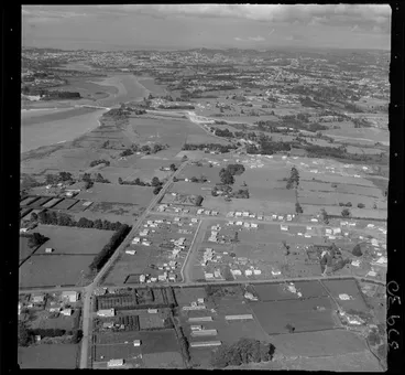 Image: Te Atatu, Auckland, including Te Atatu Road, Harbour View Road, Ranley Estate, Matipo Road and Henderson Creek
