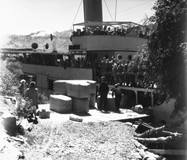 The Earnslaw on Wakatipu (WA1-49/11)