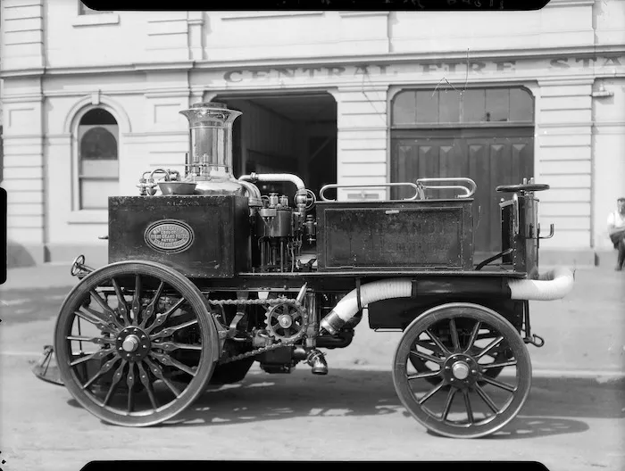 Self propelled steam fire engine, Wanganui