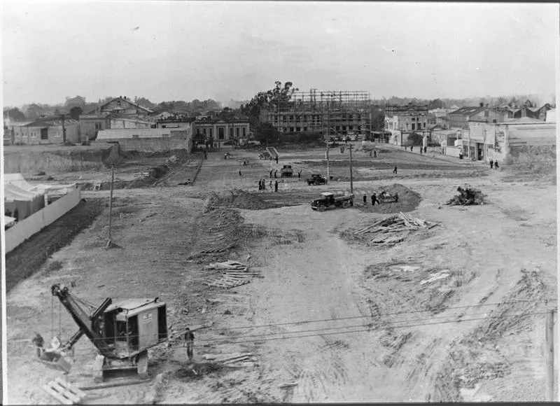 Removal of Garden Place Hill