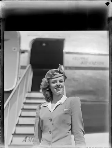 Image: Miss Anne Bisgood (air hostess), Pan American World Airways (PAWA)