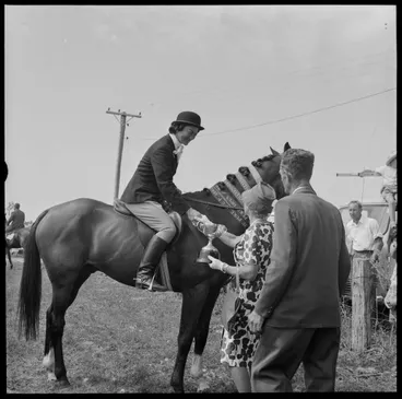 Image: Mrs D. Tulloch gets Challenge Cup Open Jump