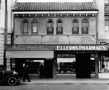 Image: Hastings Street, Napier