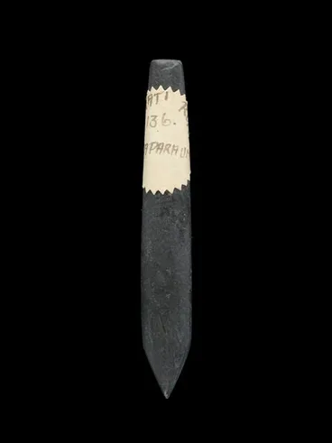 Image: Whao (chisel blade)