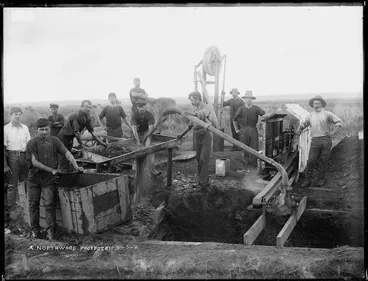 Image: Gum diggers washing kauri gum