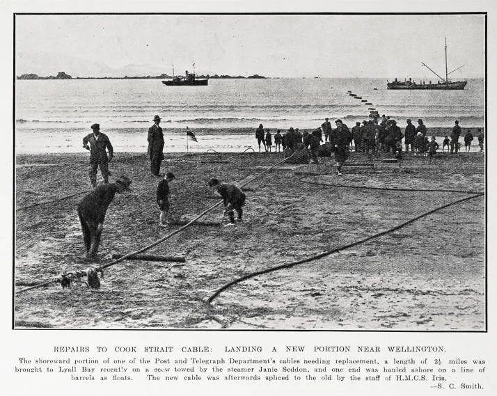 Repairs to Cook Strait cable: landing a new portion near Wellington