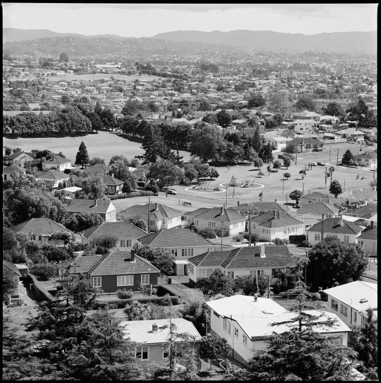 View from Mount Roskill, 1990