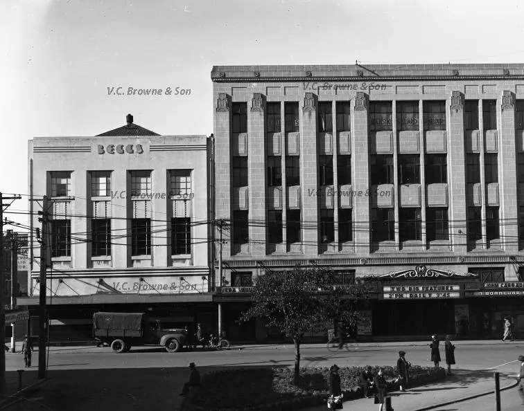 The Majestic Theatre at the cnr Lichfield and M... (PB1913/7)
