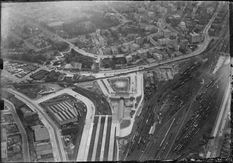 Auckland Railway Station from the air, 1930