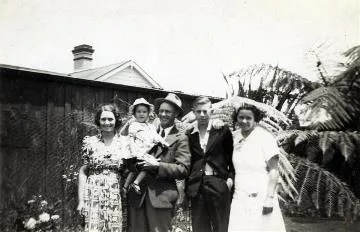 Thomas family group