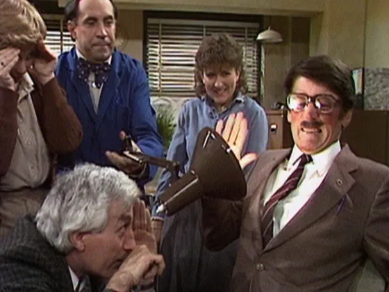 Gliding On - Mastermind (Series Four, Episode Five)