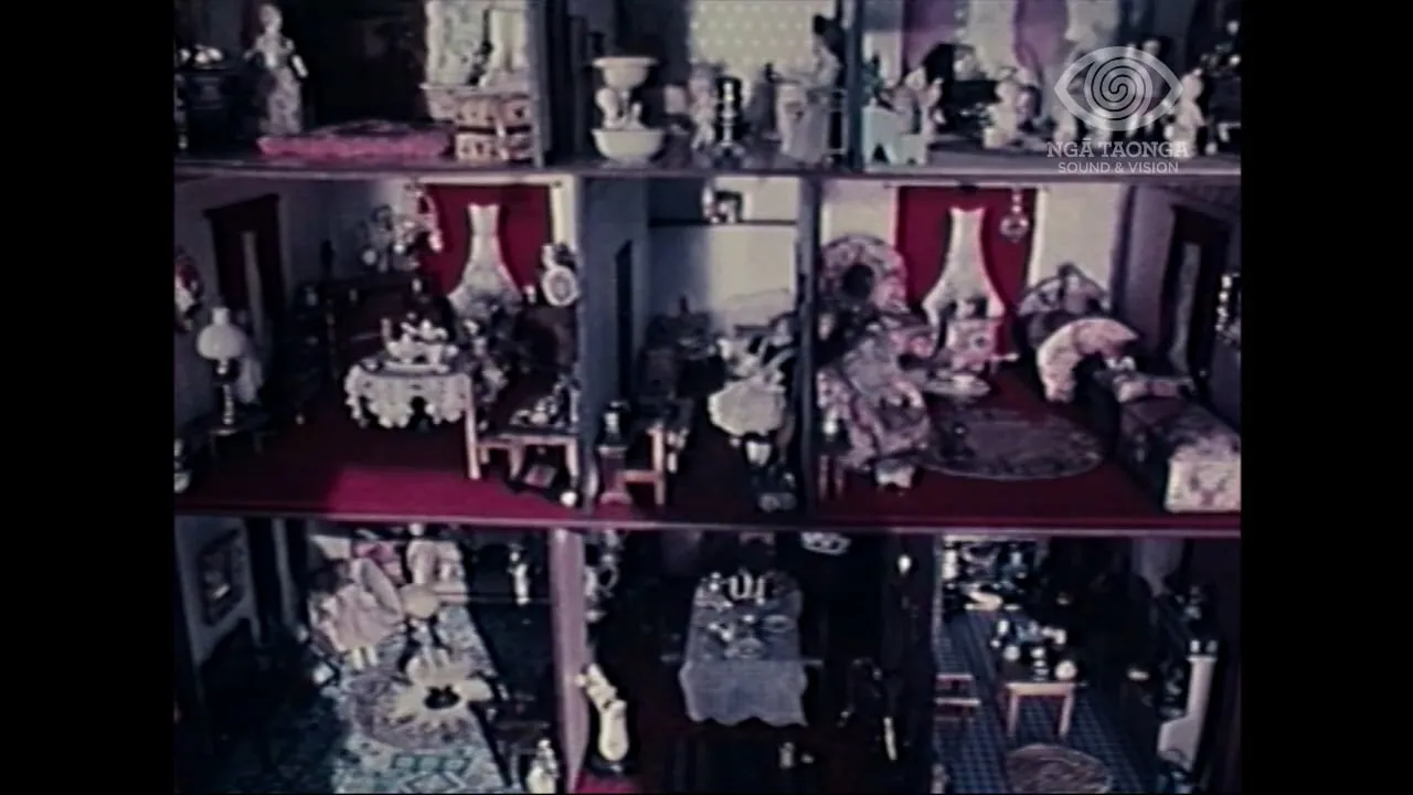 KATHERINE MANSFIELDS THE DOLLS HOUSE - IN THE AUTHORS OWN WORDS