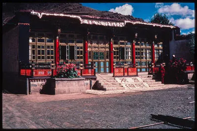 [Tibetan building]