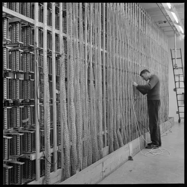 Image: Automatic telephone exchange - wiring