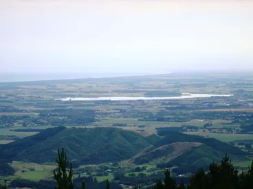 Lake Horowhenua from Panatawaewae Ridge. Image: Lake Horowhenua from Panatawaewae Ridge.