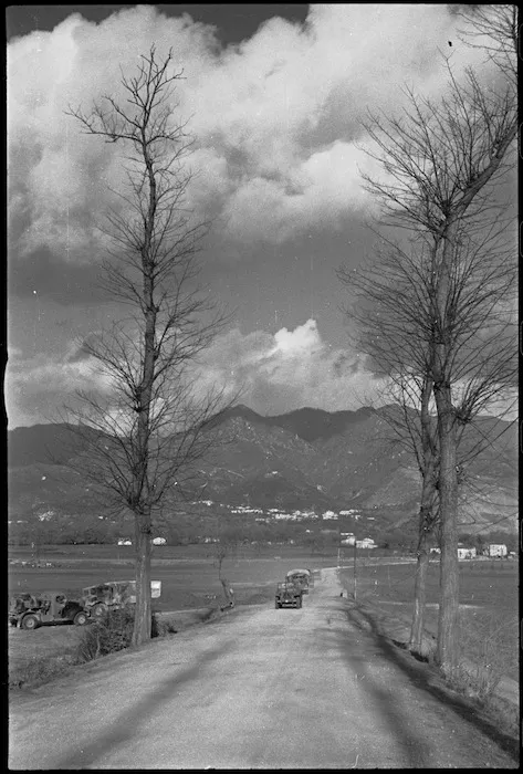 NZ jeep on one of the roads in the Volturno Valley, Italy - Photograph taken by G Kaye