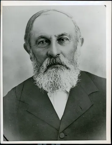 Image: Photograph – Captain William Steele