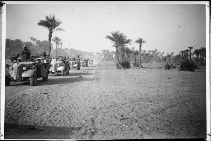 LRDG patrol on the road between Murzuk and Traghen