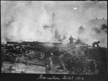 Image: Hamilton Hotel fire 1922