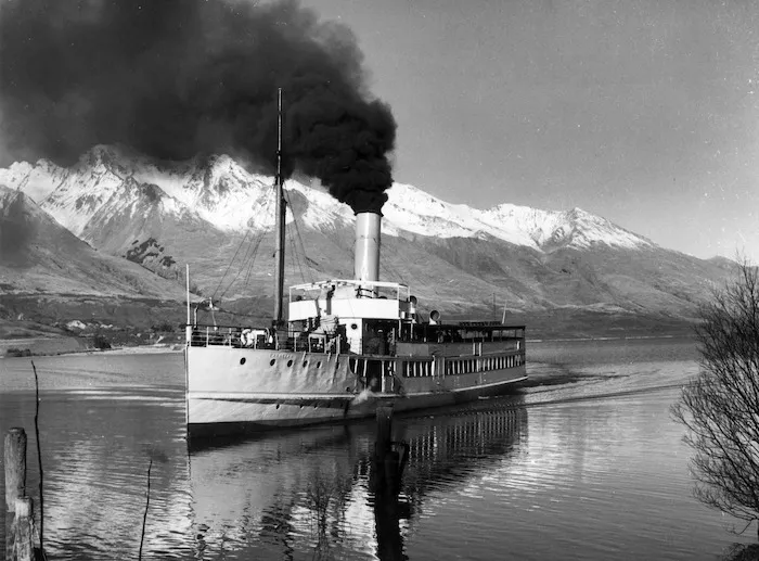 Steamship Earnslaw on Lake Wakatipu, Kinloch - Photograph taken by Gladys Goodall