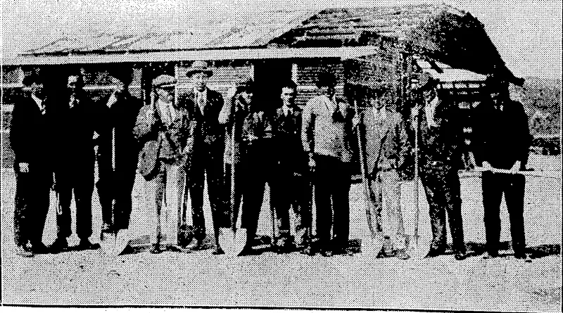 Robsonand Boyer.Fhoto. PREPARING F.OR AT&IAL VISITORS.—Members of_ the Wellington Aero Club ivhoindulg- ' ed in a "working bee" on Saturday afternoon, in order to put the Rongolai aerodrome, at Lyall Bay,into something Wee[order for. the''pkj^.whfchare fo arrive io-morroiv. (Evening Post, 07 October 1929)