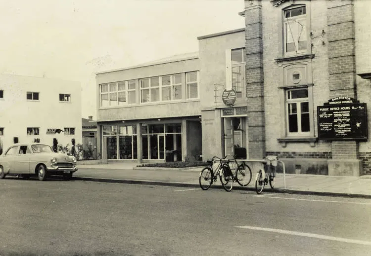 Papatoetoe Civic War Memorial, 1957