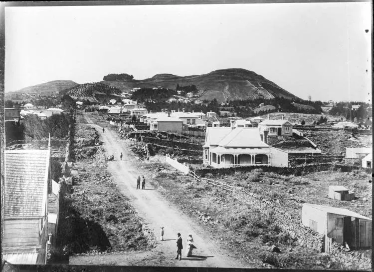 Mount Eden viewed from Dominion Road