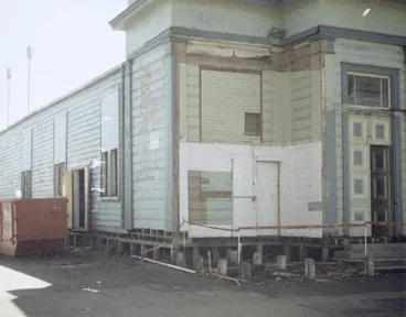 Image: No. 1 Cook Street undergoing renovation