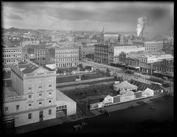 Central Auckland from Firths Wharf, Quay Street, 1903