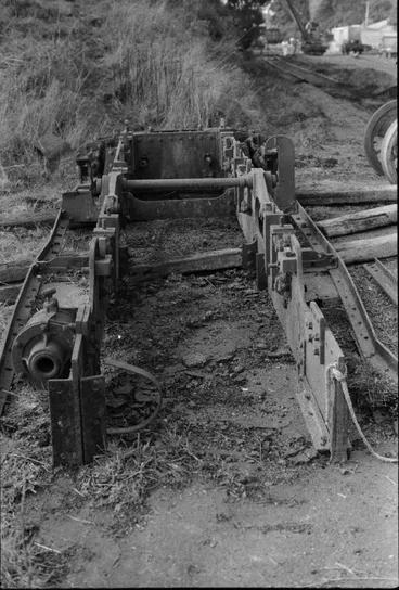 Image: Photograph of B locomotive frame.